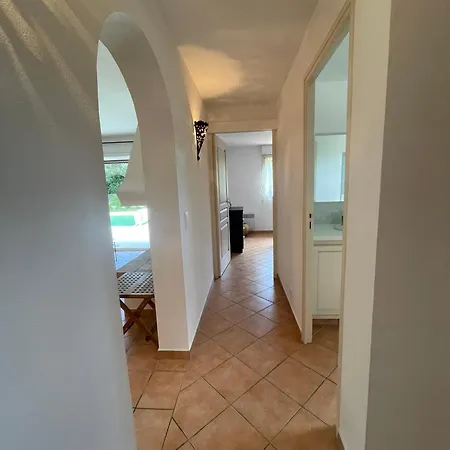 Avec Piscine 10x5 M Отель 4*